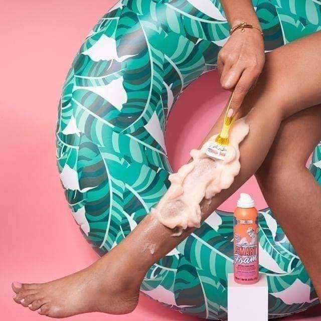 🍨CALL OF FRUITY SMART FOAM MOLDABLE SHOWER MOUSSE, soap and glory image 1