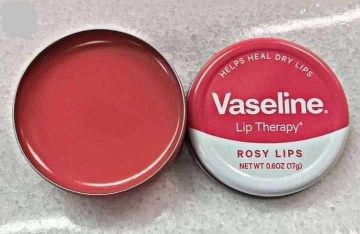 Vaseline lip therapy ❤️🌸 image 3