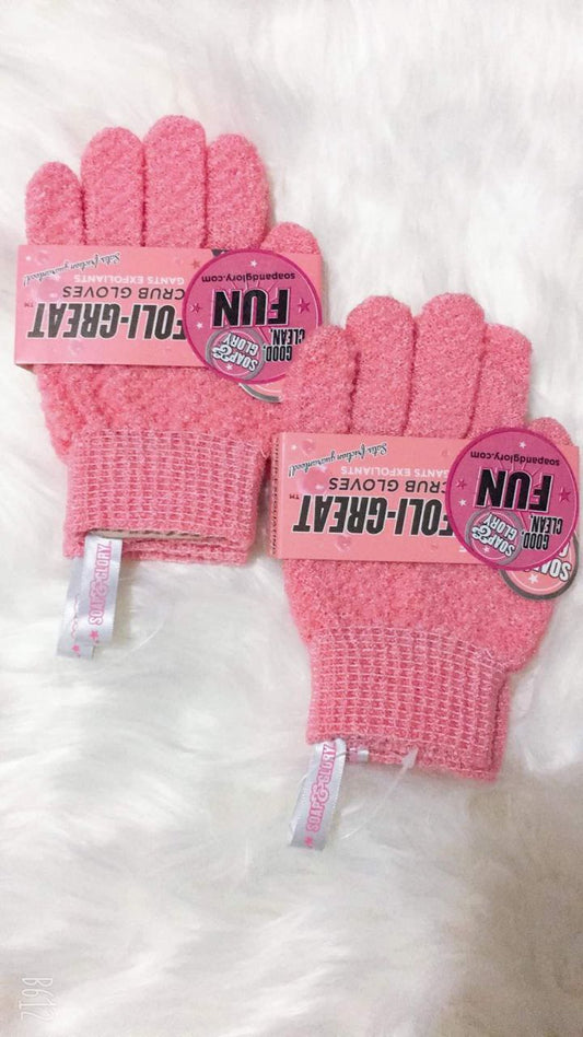 Soap & Glory Scrub Gloves "سوب أآند جلوري جلافز" image 0